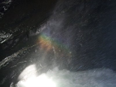 The_rainbow_at_the_bottom_of_Trummelbach_Falls.JPG
